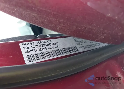 2021 Jeep Grand Cherokee Limited 4X4 from USA, damaged, VIN 1C4RJFBG4MC550632